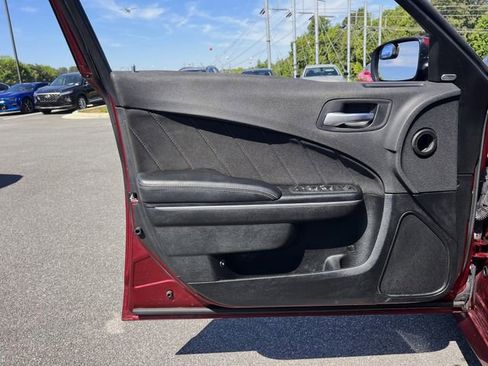 Used 2017 Dodge Charger R/T Scat Pack RWD image 10