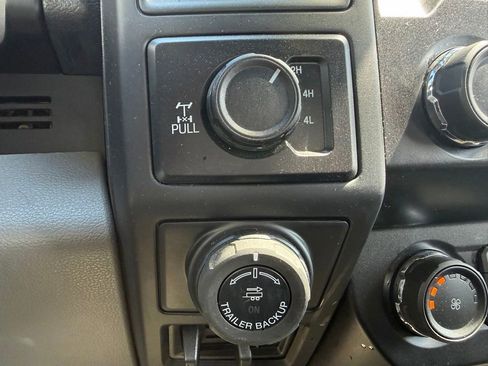 Used 2020 Ford F150 XL w/ Equipment Group 101A Mid AWD/4WD image 12