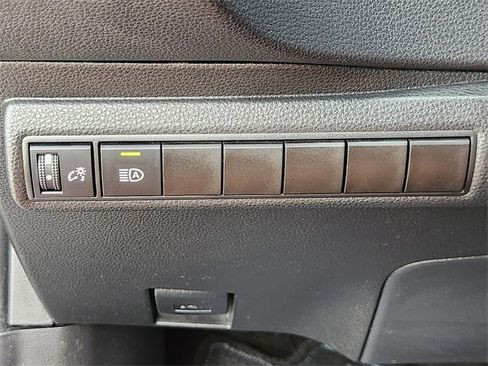 Used 2024 Toyota Corolla SE image 21