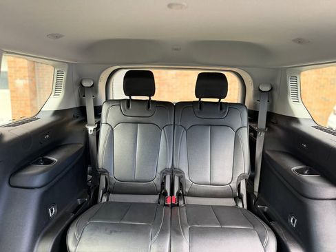 Used 2023 Jeep Grand Cherokee L Limited image 19