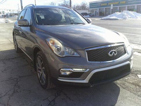 Used 2017 INFINITI QX50 AWD w/ Technology Package image 10