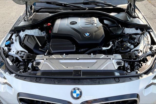Used 2025 BMW 230i Coupe w/ M Sport Package RWD image 32