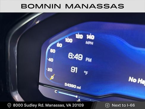Used 2022 Chevrolet Silverado 1500 LT AWD/4WD image 7