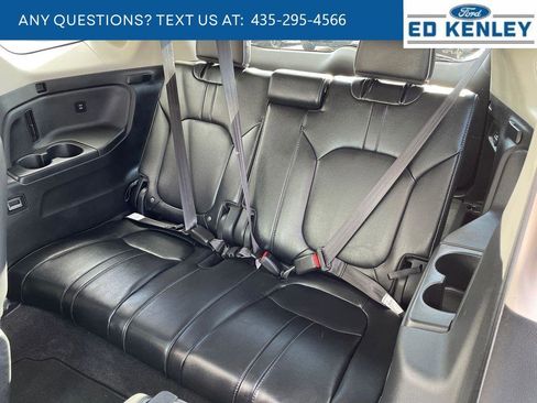 Used 2024 Honda Pilot Elite image 8