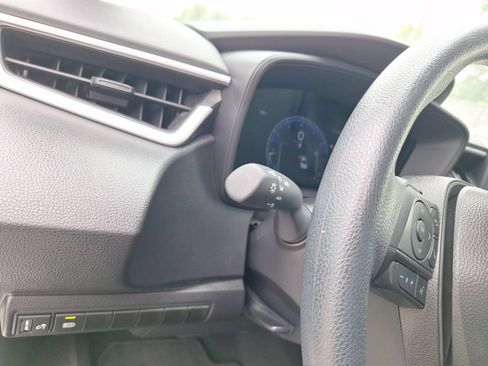 Used 2026 Toyota Corolla LE FWD image 18