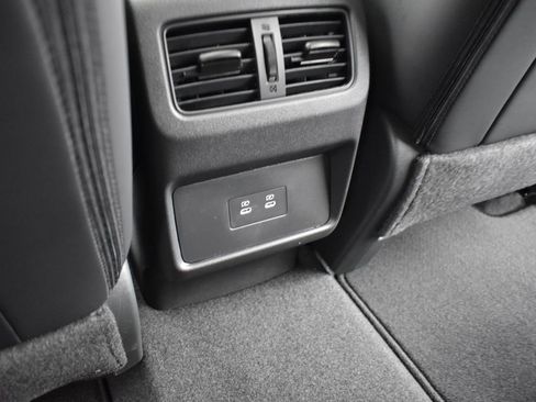 Certified 2025 Nissan Rogue SV w/ SV Premium Package image 10