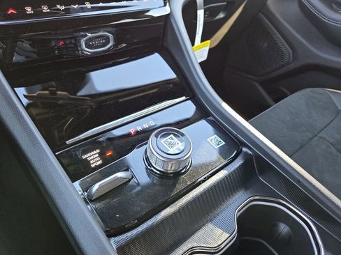 New 2026 Jeep Grand Cherokee Altitude AWD/4WD image 12