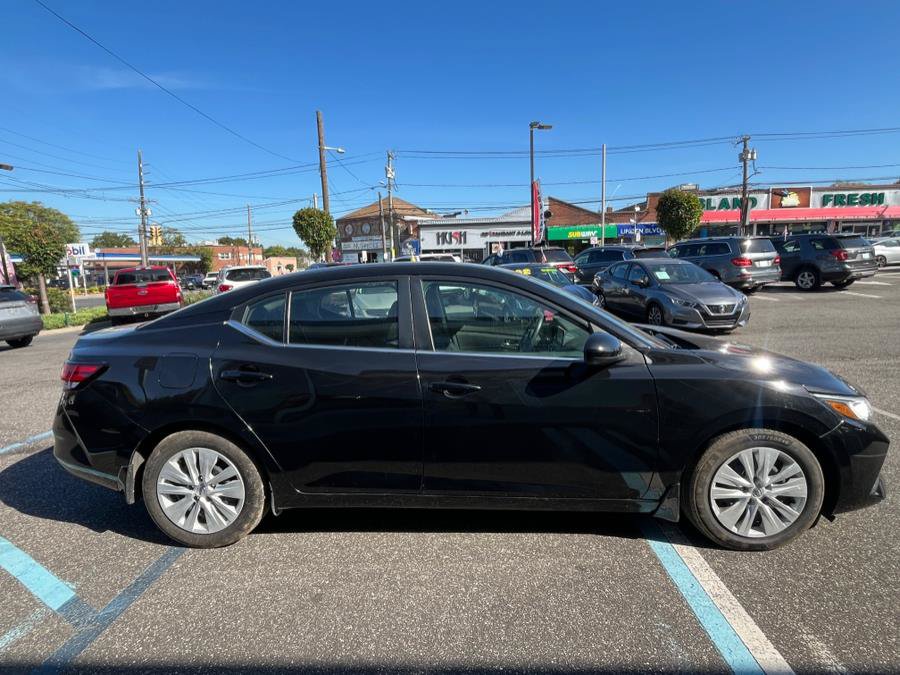 Used 2022 Nissan Sentra S w/ Trunk Package FWD image 8