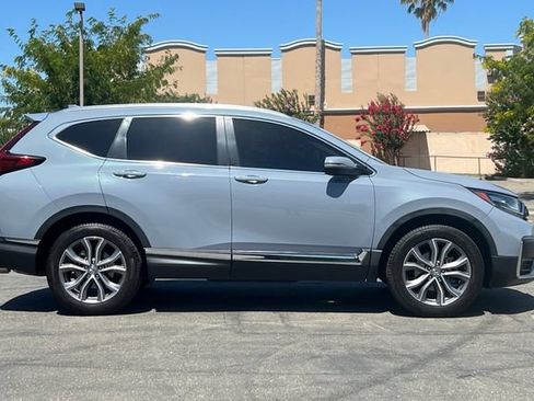 Used 2020 Honda CR-V Touring image 3