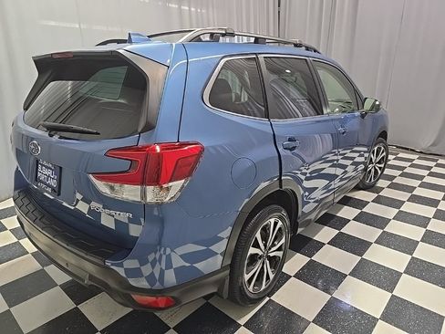 Certified 2023 Subaru Forester Limited AWD/4WD image 9