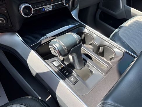 Used 2022 Ford F150 Limited image 19