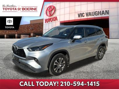 Used 2023 Toyota Highlander XLE
