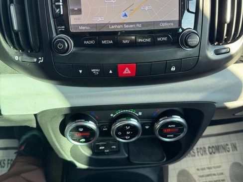 Used 2014 FIAT 500L Easy w/ Popular Equipment Group image 25