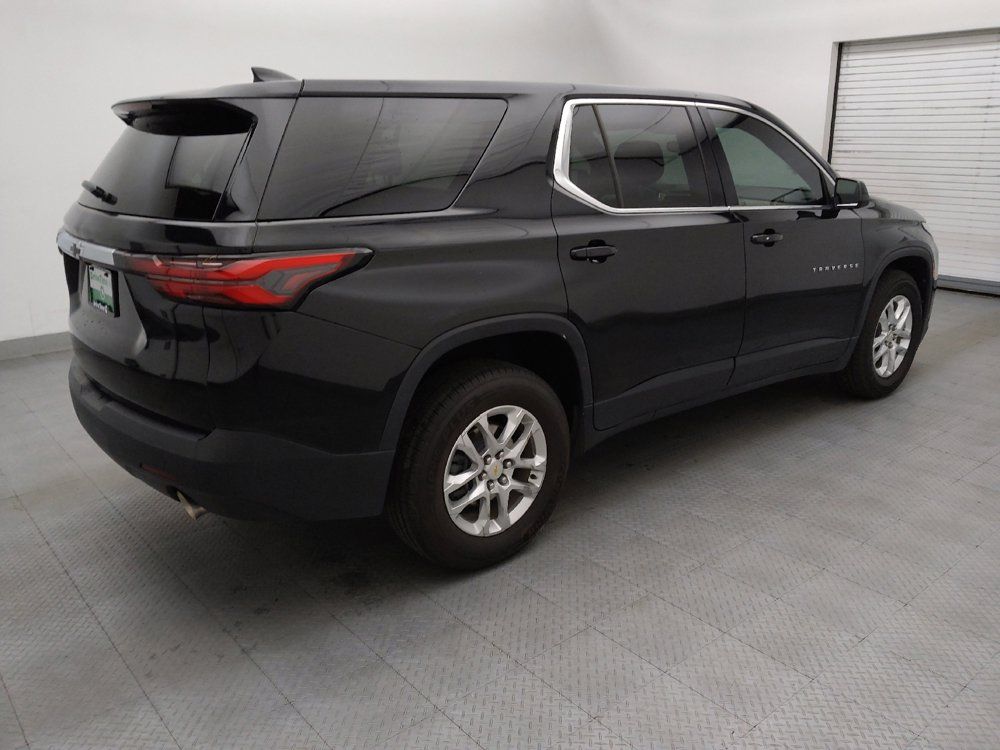Used 2022 Chevrolet Traverse LS FWD image 10