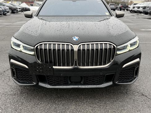 Used 2020 BMW M760i xDrive w/ Luxury Rear Seating Package image 2
