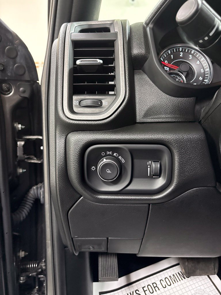 Used 2024 RAM 2500 Tradesman AWD/4WD image 11