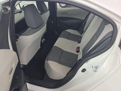 Used 2025 Toyota Corolla LE w/ Convenience Package FWD image 14