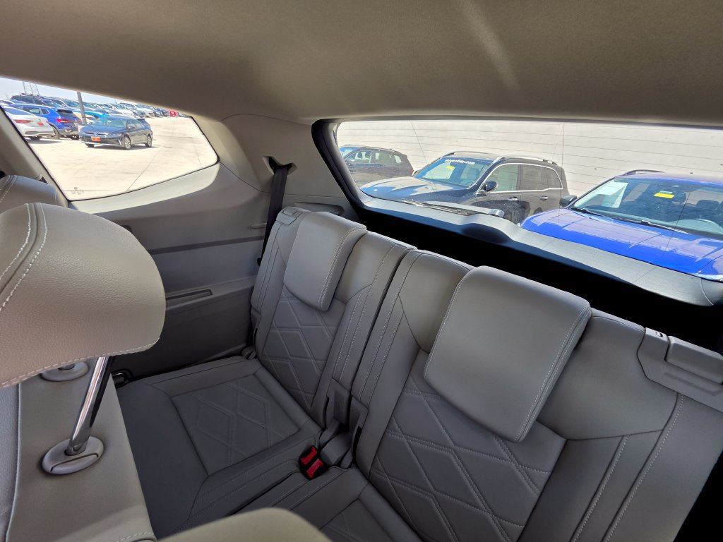 Certified 2025 Volkswagen Atlas SE AWD/4WD image 19