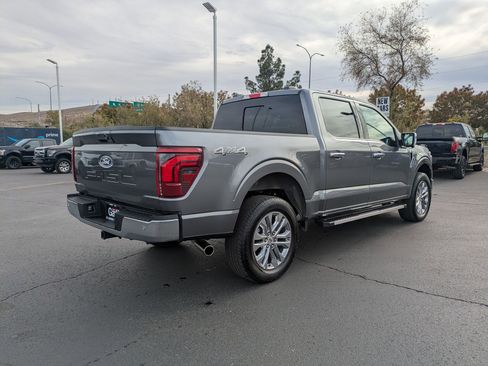 Used 2025 Ford F150 Lariat w/ Equipment Group 501A Mid image 3