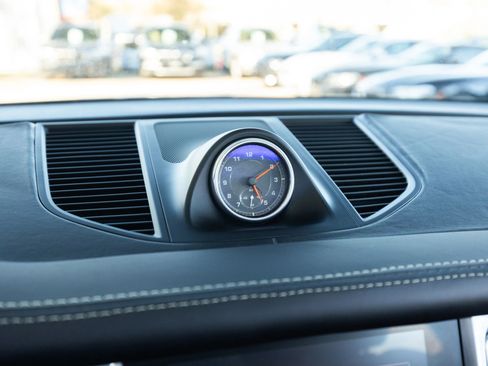 Used 2017 Porsche Macan GTS image 35