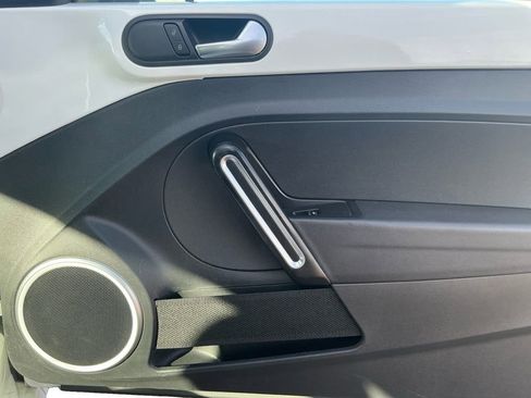 Used 2019 Volkswagen Beetle 2.0T S image 16