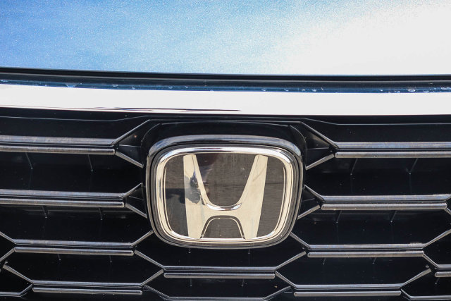 Certified 2025 Honda CR-V EX-L image 5