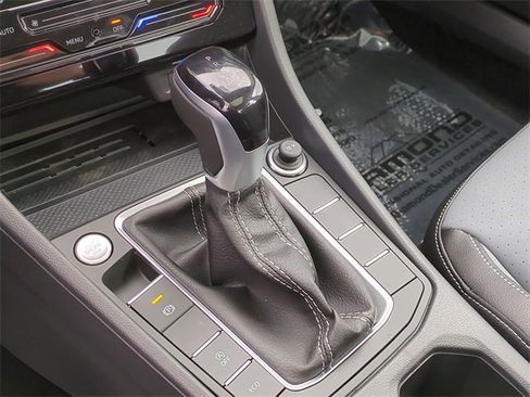 New 2026 Volkswagen Jetta SE image 12