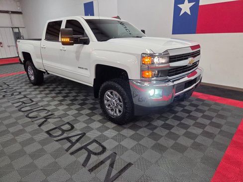 Used 2016 Chevrolet Silverado 2500 LT w/ LT Convenience Package image 24
