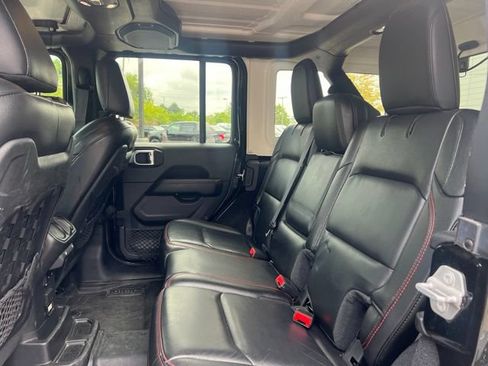 Used 2020 Jeep Wrangler Unlimited Rubicon w/ Dual Top Group AWD/4WD image 16