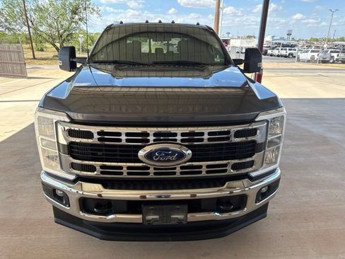 Used 2024 Ford F350 XLT w/ FX4 Off-Road Package AWD/4WD image 2