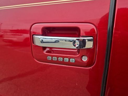 Used 2013 Ford F150 Lariat w/ Luxury Equipment Group image 9