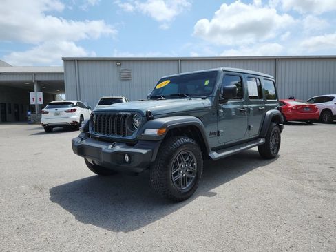 Certified 2026 Jeep Wrangler Unlimited Sport AWD/4WD image 2