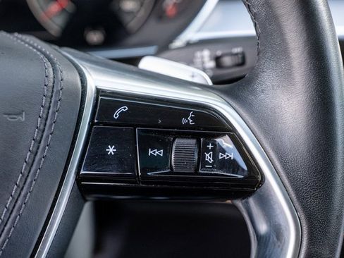 Used 2022 Audi A8 L 3.0T image 11