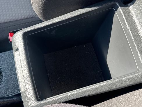 Used 2017 Volkswagen Jetta S image 26