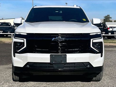 Used 2025 Chevrolet Tahoe RST w/ Comfort Package image 3