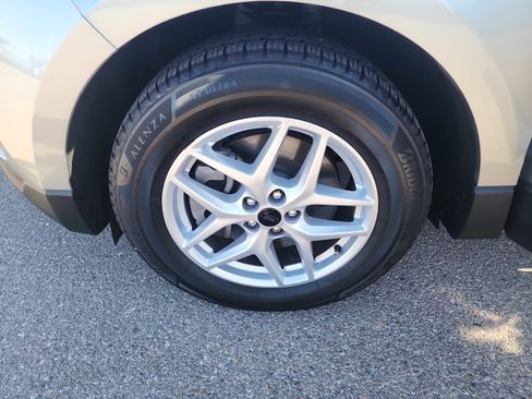 Used 2024 Ford Edge SEL w/ Convenience Package image 26