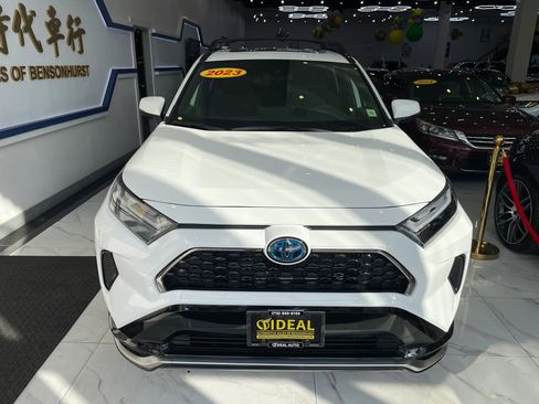 Used 2023 Toyota RAV4 SE w/ Weather & Moonroof Package AWD/4WD image 2