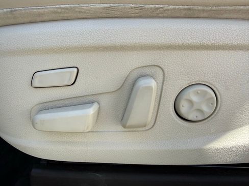 Used 2021 Hyundai Palisade Calligraphy image 25