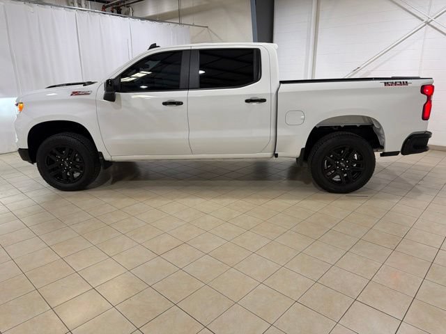 Used 2025 Chevrolet Silverado 1500 LT Trail Boss w/ Convenience Package II AWD/4WD image 3