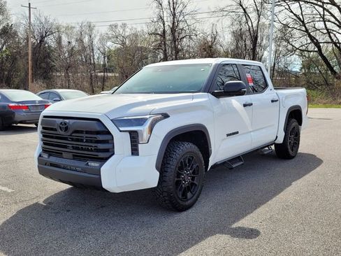 New 2025 Toyota Tundra SR5 image 3