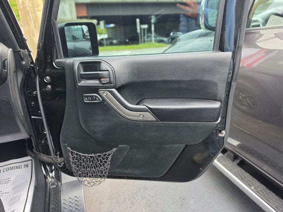Used 2018 Jeep Wrangler Unlimited Sport AWD/4WD image 30