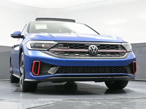 Used 2024 Volkswagen Jetta GLI Autobahn image 52