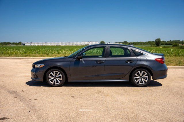 Used 2023 Honda Civic LX image 4