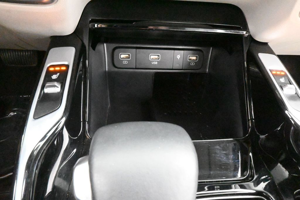 Used 2023 Kia Sorento SX FWD image 28