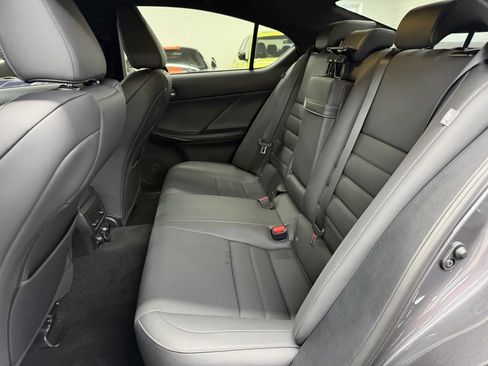 Used 2023 Lexus IS 500 image 22