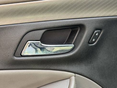 Used 2017 Chevrolet Impala LS image 23