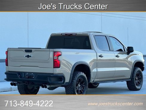 Used 2023 Chevrolet Silverado 1500 ZR2 image 7