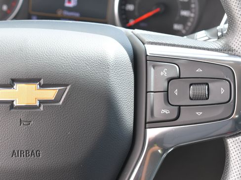 Used 2023 Chevrolet Blazer LT image 15