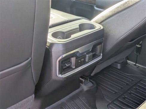 Used 2022 GMC Sierra 1500 SLT w/ SLT Premium Plus Package image 31