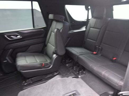 Used 2022 Chevrolet Tahoe RST w/ Luxury Package AWD/4WD image 21